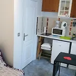 Studette Au Coeur De Paris